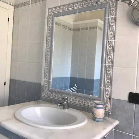 Luxury House Front Διαμέρισμα *