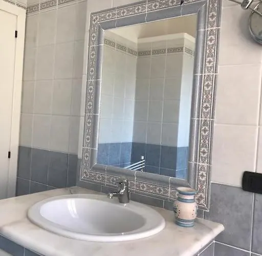 Luxury House Front Daire *