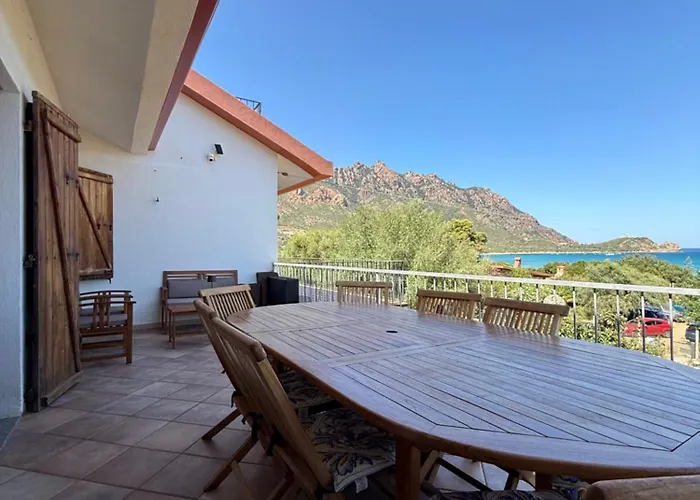 Luxury House Front Daire *